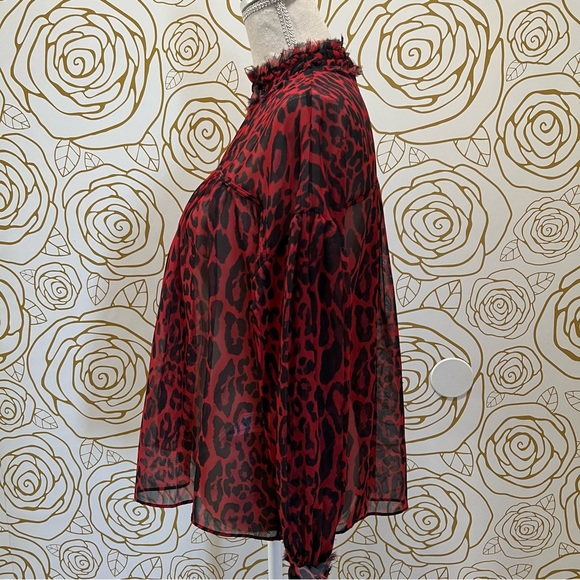 Zara high neck chiffon-like cheetah printed blouse - Picture 3 of 4